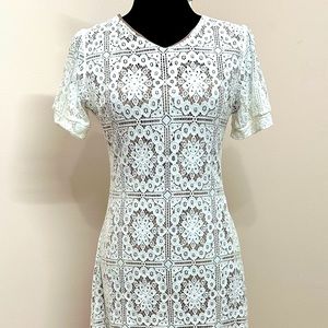 Floral Crochet Short Sleeves Lace Dress size small/medium